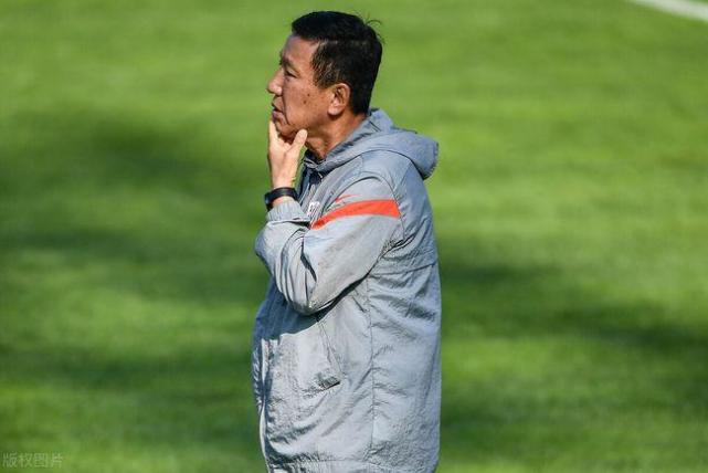 开云官网包含风云突变！上海申花今晚强势反弹；NBA总决赛版图或变；质疑声仍在；团队化学反应显著的词条