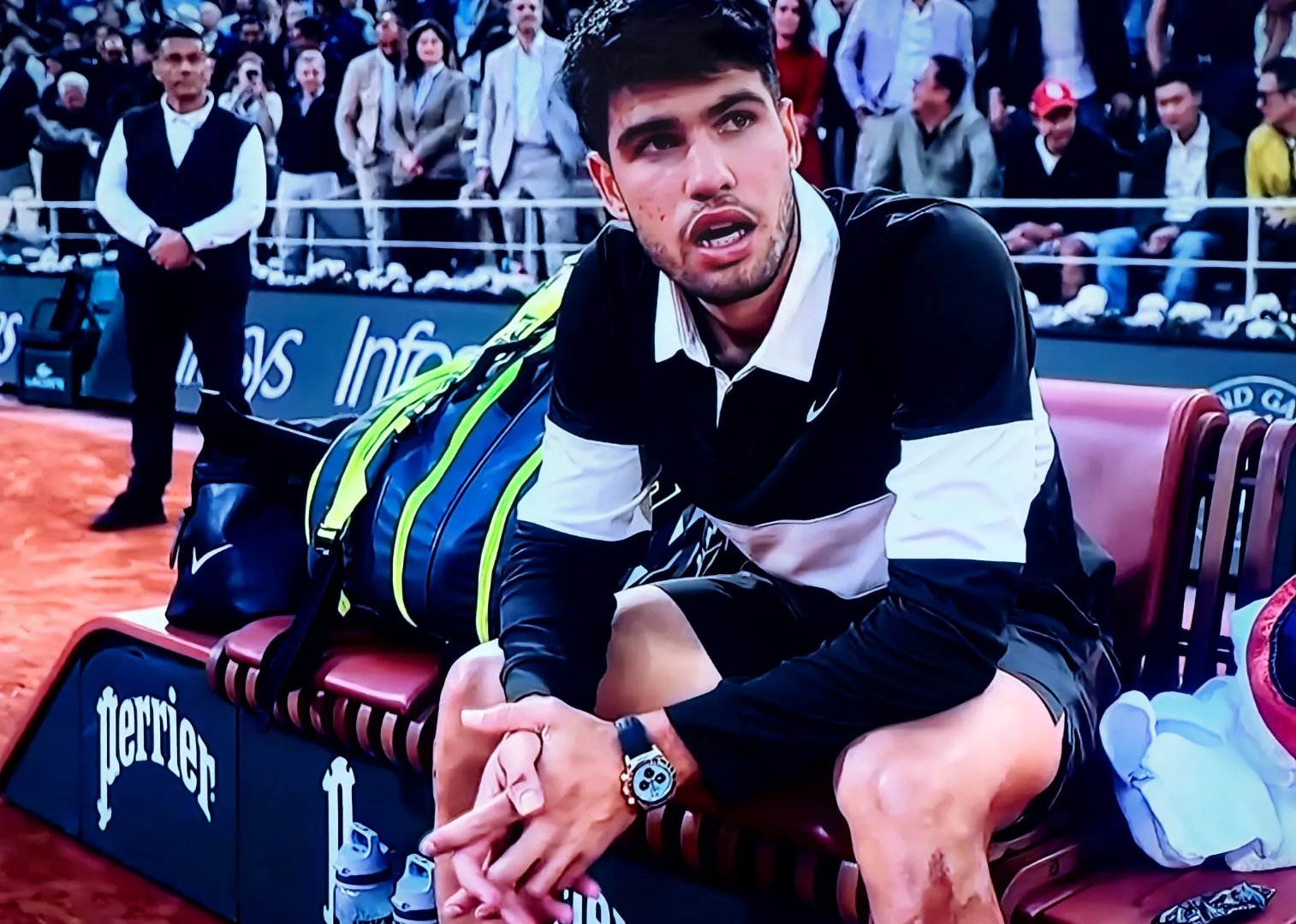 开云官网包含阿斯顿维拉迎法国杯关键赛，冲刺阶段迎来里程碑，球迷炸锅，年轻球员得到机会的词条