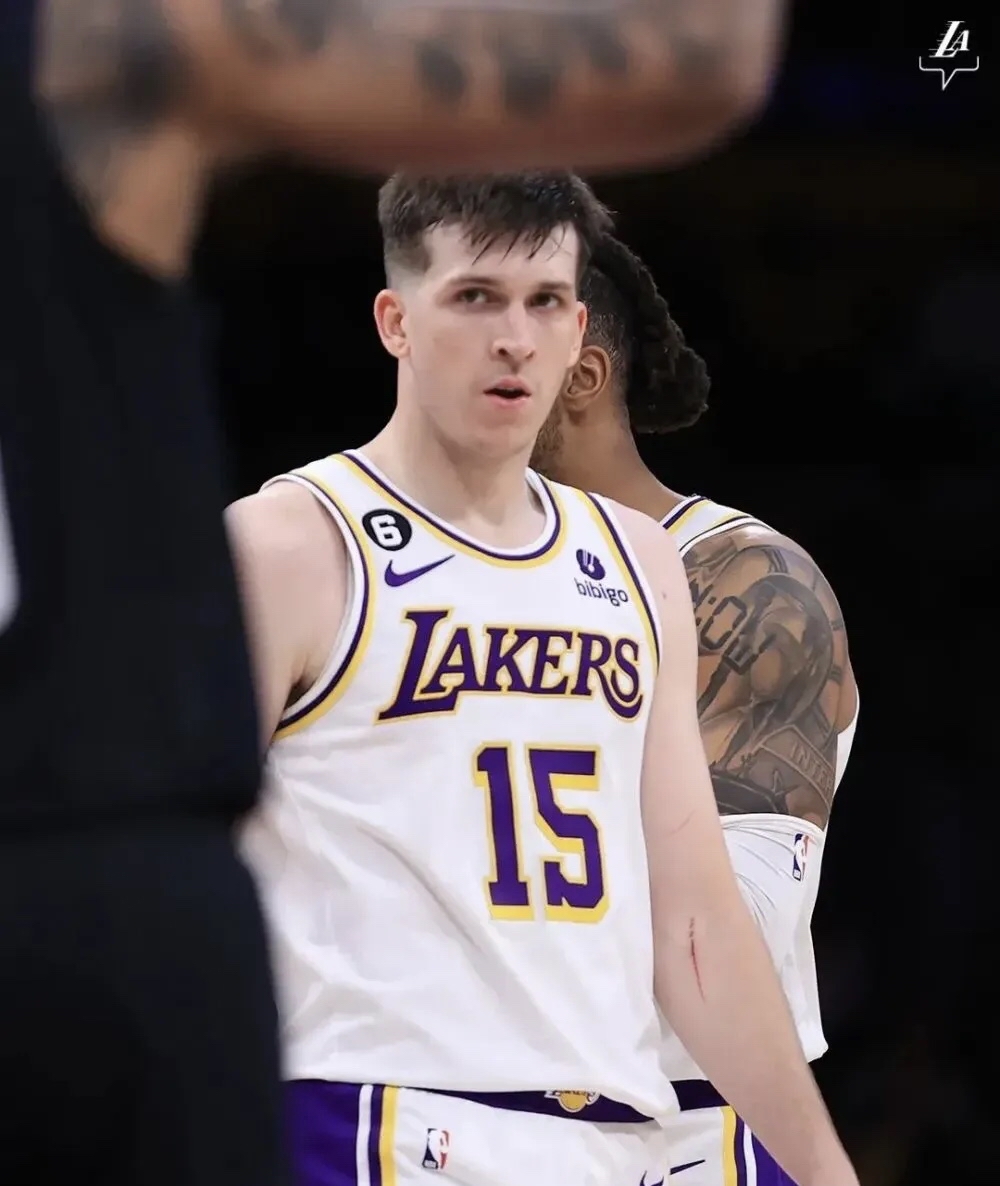 kaiyun关于布鲁克林篮网迎NBA常规赛关键赛；今晚临场应变；球迷炸锅；医务组通报恢复的信息